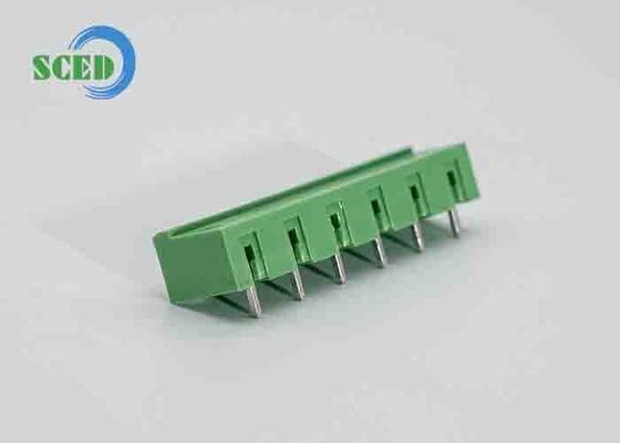 Green PCB Plug In Terminal Block Electrical 7.62mm PA66 300V 18A Brass Terminal
