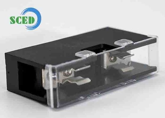 পাওয়ার ৬৯০V ৫A ডিন রেল মাউন্টিং অ্যাক্সেসরিজের জন্য কভার সহ PBT M4 স্টিল স্ক্রু